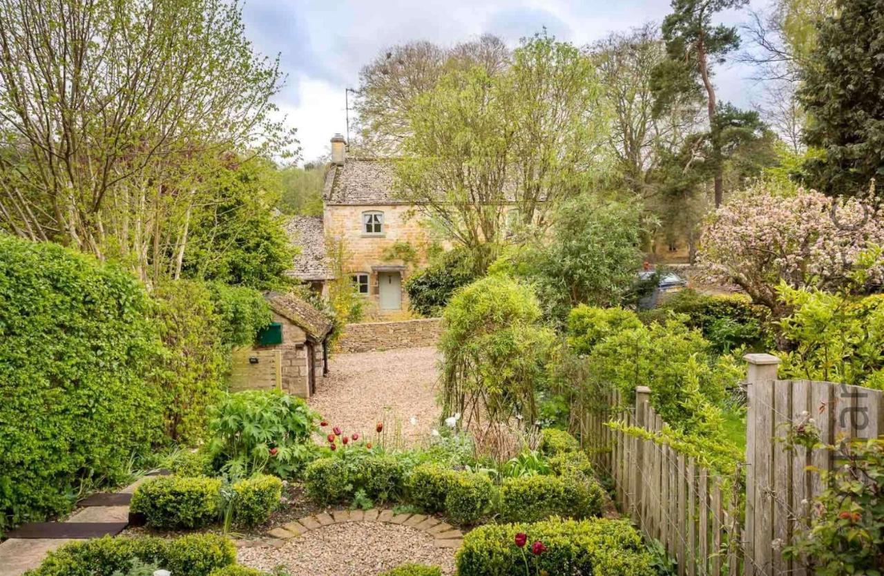 Dove Cottage Naunton Extérieur photo